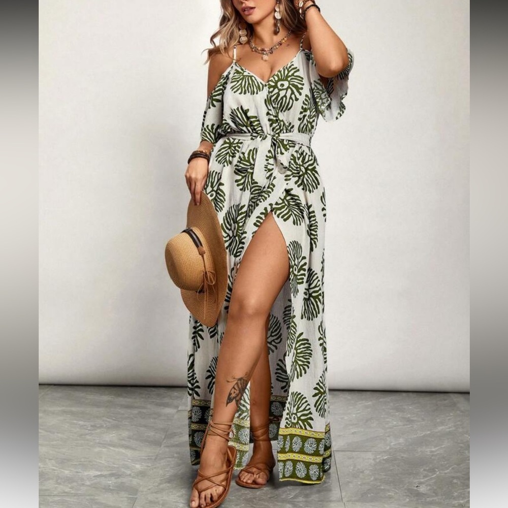 Elegant Green Leaf Print Maxi Dress